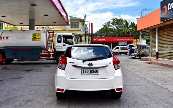 Selling Toyota Yaris 2015 in Lemery-5