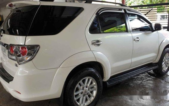 Sell White 2014 Toyota Fortuner in Quezon City -3