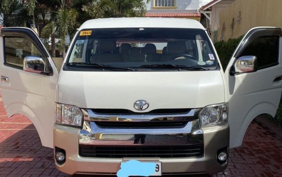 Sell 2014 Toyota Hiace Van at 50000 km 
