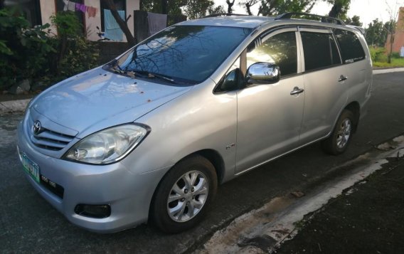 Selling Toyota Innova 2012 in Quezon City-5