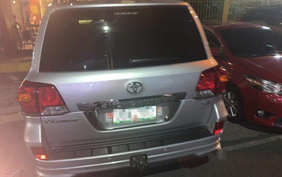 Silver Toyota Land Cruiser 2013 for sale in Pasig-5