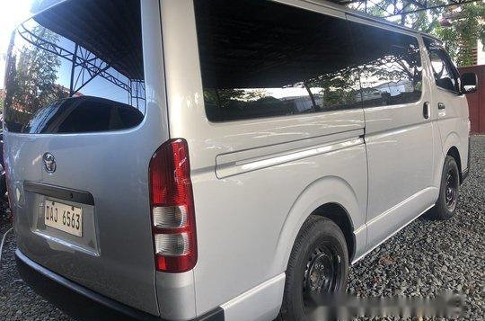 Selling Toyota Hiace 2019 in Quezon City-3