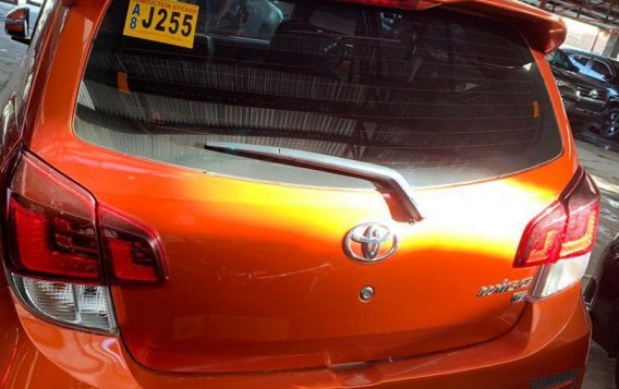 Selling Orange Toyota Wigo 2019 in Quezon City-6