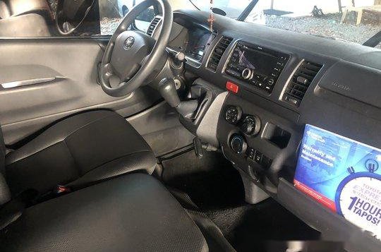 Selling Toyota Hiace 2019 in Quezon City-9