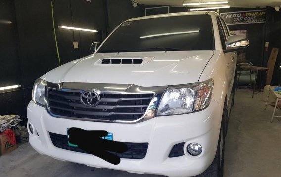 Sell 2014 Toyota Hilux in Lemery