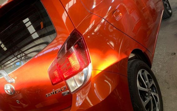 Selling Orange Toyota Wigo 2019 in Quezon City-4