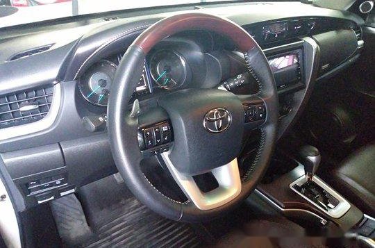 Sell White 2017 Toyota Fortuner in Quezon City-5