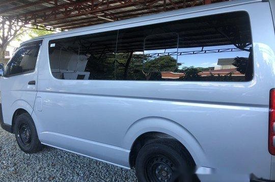 Selling Toyota Hiace 2019 in Quezon City-4