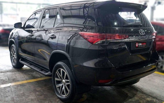 Toyota Fortuner 2017 for sale in Manila-6