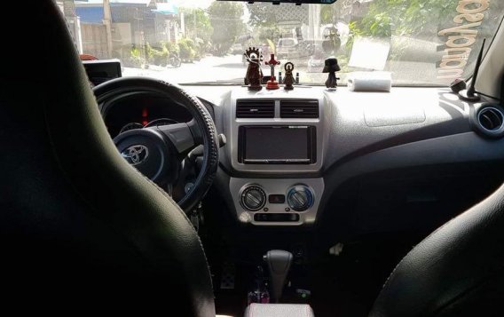 Selling Toyota Wigo 2018 in Quezon City-5