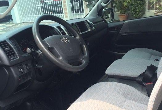 Toyota Hiace 2014 for sale in Manila-9