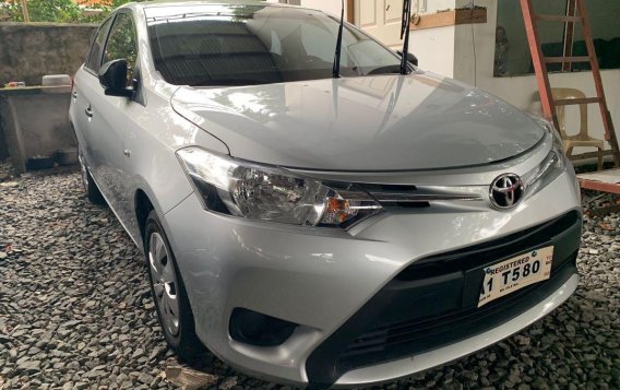 Silver Toyota Vios 2018 for sale in Quezon City-3