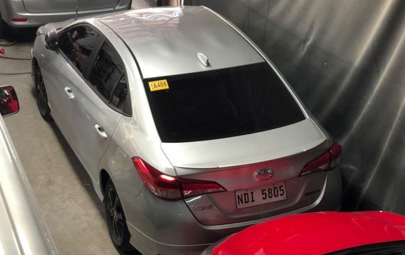 Selling Silver Toyota Vios 2018 in Makati