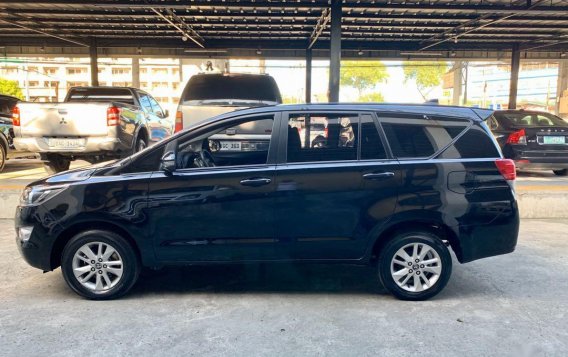 Selling 2nd Hand Toyota Innova in Pasig-8