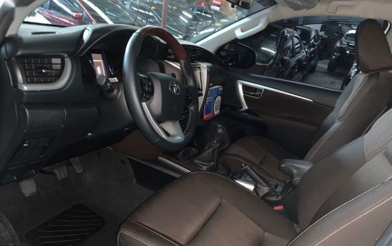 Toyota Fortuner 2019 for sale in Quezon City-2