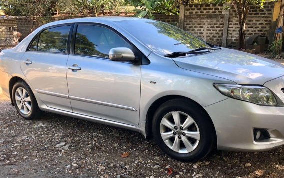 Sell 2010 Toyota Corolla Altis in Antipolo-1