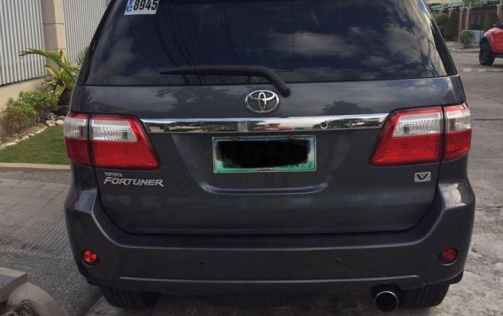 Sell 2010 Toyota Fortuner in Angeles-3