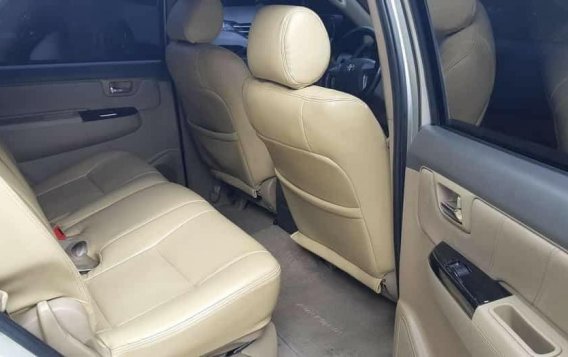 Toyota Fortuner 2012 for sale in Manila-8