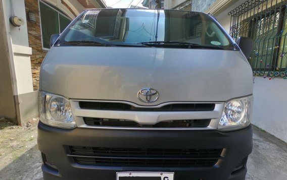 Sell 2010 Toyota Hiace in Quezon City-3