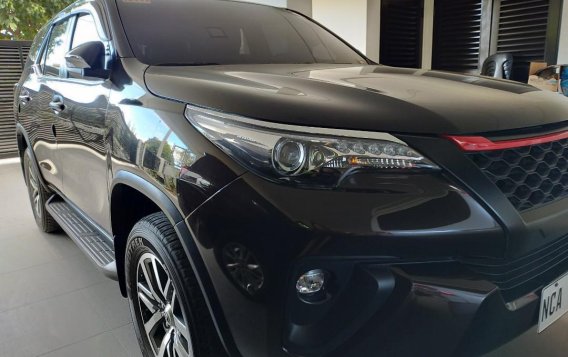 Toyota Fortuner 2018 for sale in Quezon City-4