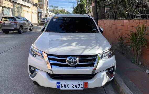 Pearl White Toyota Fortuner 2018 for sale in Pasig-1