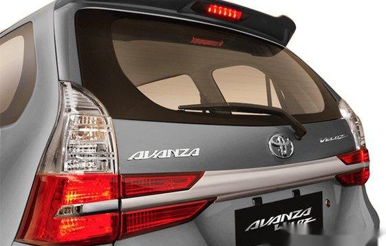 Selling Toyota Avanza 2020 in Valencia-8
