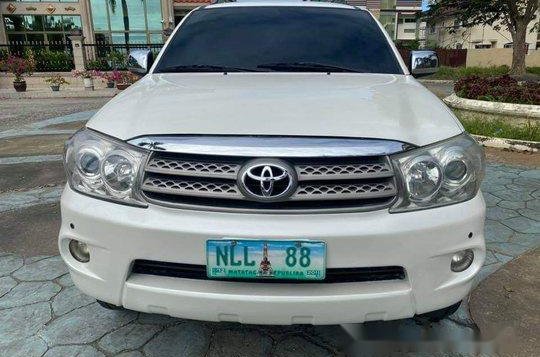 White Toyota Fortuner 2007 for sale in Talisay