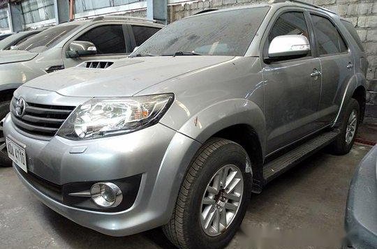 Selling Toyota Fortuner 2015 in Quezon City-1
