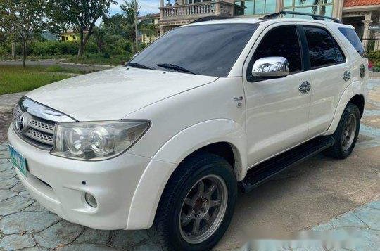 White Toyota Fortuner 2007 for sale in Talisay-2