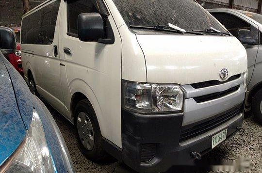 Selling White Toyota Hiace 2016 in Quezon City