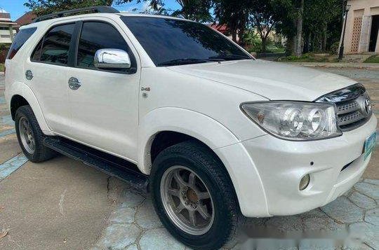 White Toyota Fortuner 2007 for sale in Talisay-1