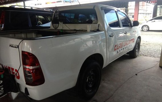 2014 Toyota Hilux for sale in Quezon City -3