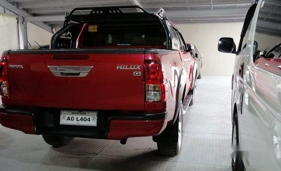 Selling Red Toyota Hilux 2017 in Makati-4