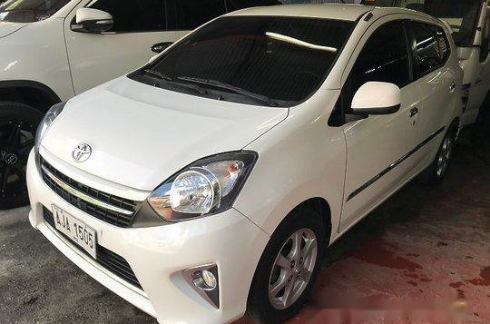 Sell White 2015 Toyota Wigo in Meycauayan