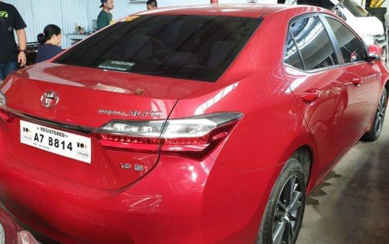 Selling Red Toyota Corolla Altis 2018 in Quezon City -2