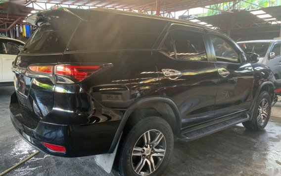 Selling Toyota Fortuner 2017 in Quezon City-3