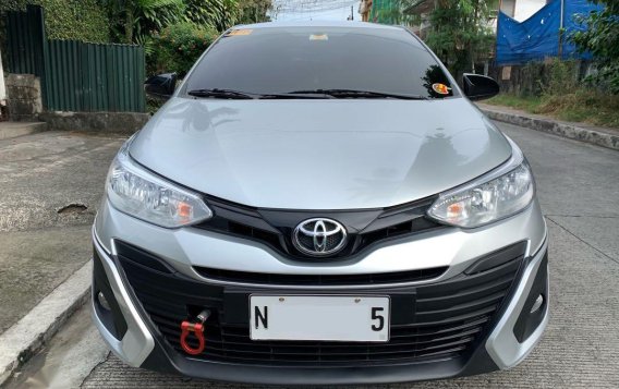 Selling Silver Toyota Vios 2019 in Quezon City-5