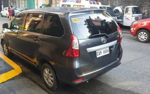 Selling Toyota Avanza 2018 in Manila-2