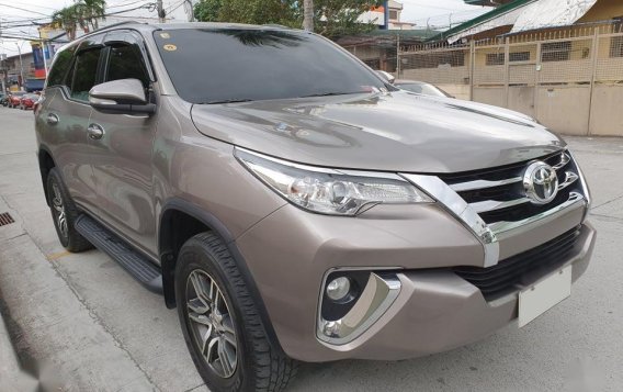 Sell 2017 Toyota Fortuner in Manila-4