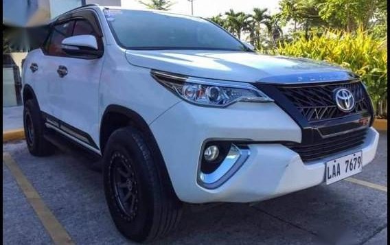 Toyota Fortuner 2017 for sale in Manila-3