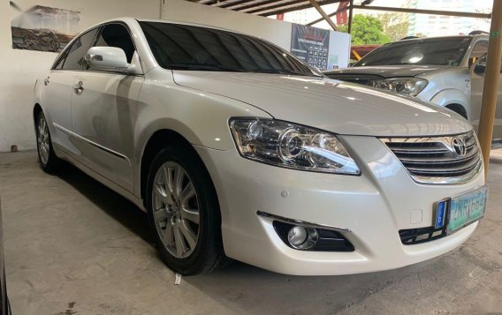 Pearl White Toyota Camry 2008 for sale in Manila