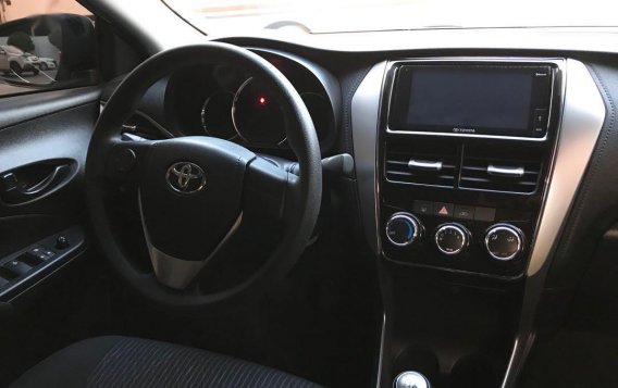 Selling Toyota Vios 2019 in Quezon City-5