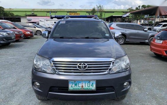 Black Toyota Fortuner 2008 for sale in Automatic-1