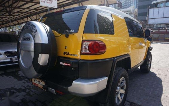 Selling Yellow Toyota Fj Cruiser 2016 in Pasig-5