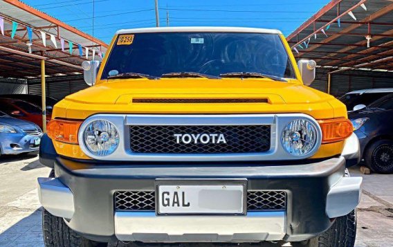 Yellow Toyota Fj Cruiser 2019 for sale in Mandaue-1