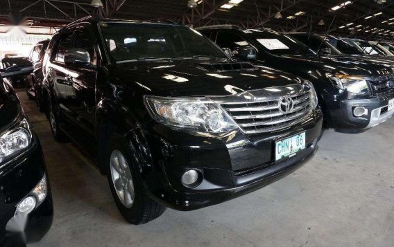 Black Toyota Fortuner 2011 for sale in Automatic-2