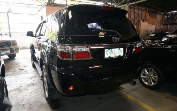 Black Toyota Fortuner 2011 for sale in Automatic-4