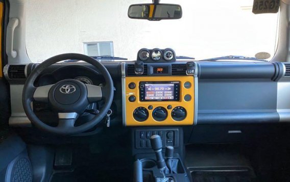 Yellow Toyota Fj Cruiser 2019 for sale in Mandaue-6