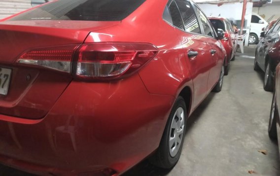 Selling Red Toyota Vios 2019 in Quezon City-2