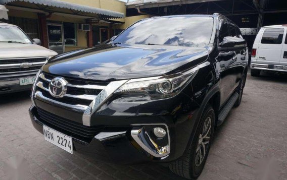 Black Toyota Fortuner 2017 for sale in Automatic-1